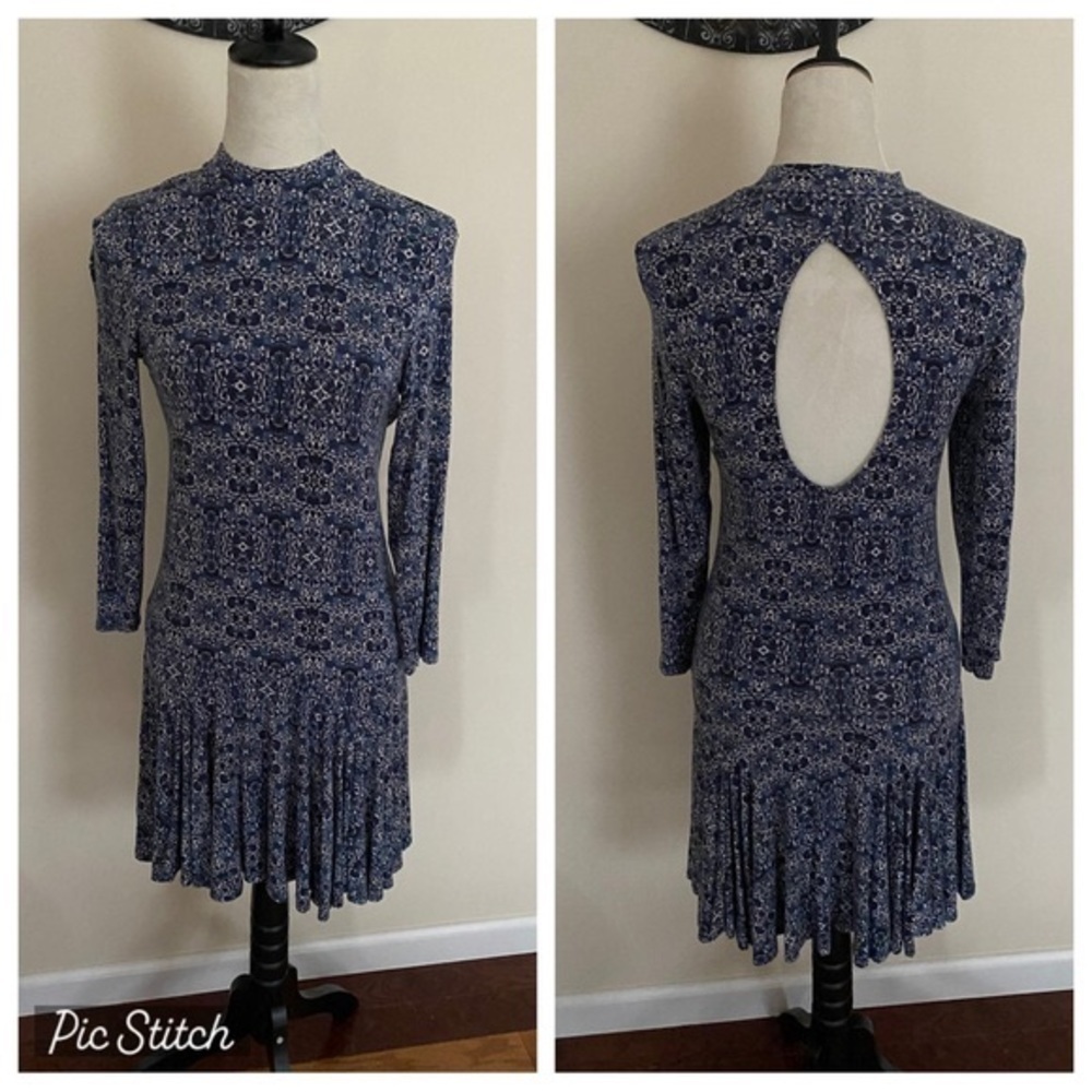American Eagle Soft Stretchy Mock Neck Long Sleeve Open Back Floral Print Dress